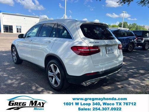 Polar White 2019 Mercedes-Benz GLC 300 Base