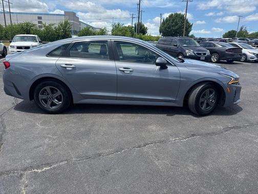 2021 Kia K5 LX