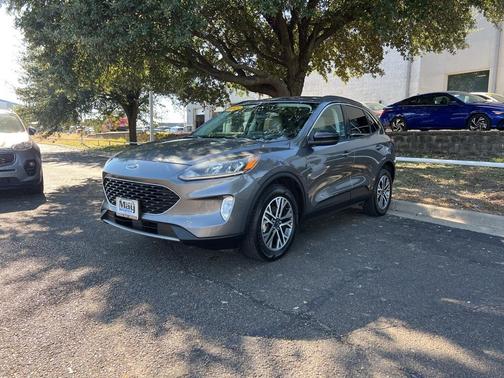 2021 Ford Escape SEL