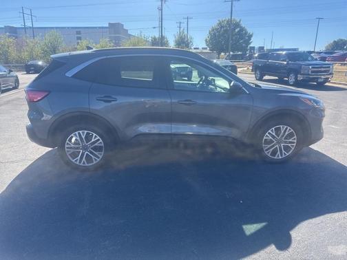 2021 Ford Escape SEL