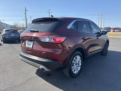 2021 Ford Escape SE