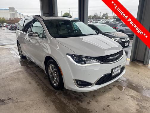 2017 Chrysler Pacifica Limited