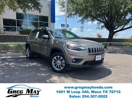 Light Brownstone Pearlcoat 2019 Jeep Cherokee Latitude Plus