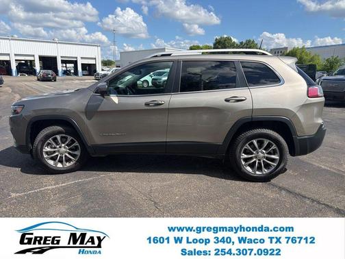 Light Brownstone Pearlcoat 2019 Jeep Cherokee Latitude Plus