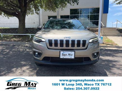 Light Brownstone Pearlcoat 2019 Jeep Cherokee Latitude Plus