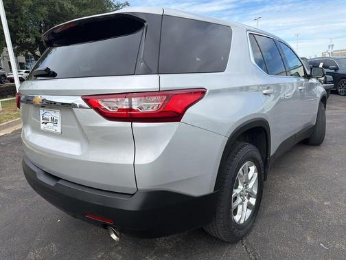 2019 Chevrolet Traverse LS