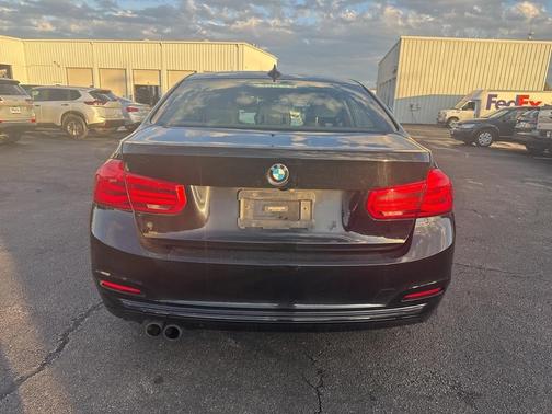 2018 BMW 330 i