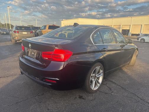 2018 BMW 330 i