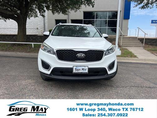 Snow White Pearl 2017 Kia Sorento LX