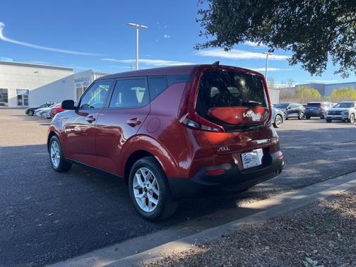 2022 Kia Soul LX