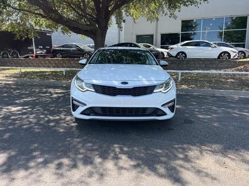 2020 Kia Optima LX
