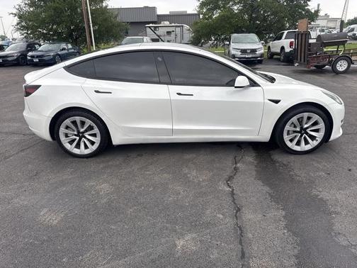 2023 Tesla Model 3 Base