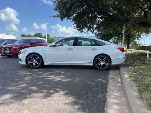 2022 Honda Accord Hybrid Touring