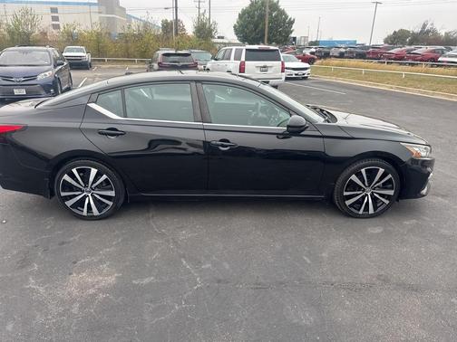 2019 Nissan Altima 2.5 SR