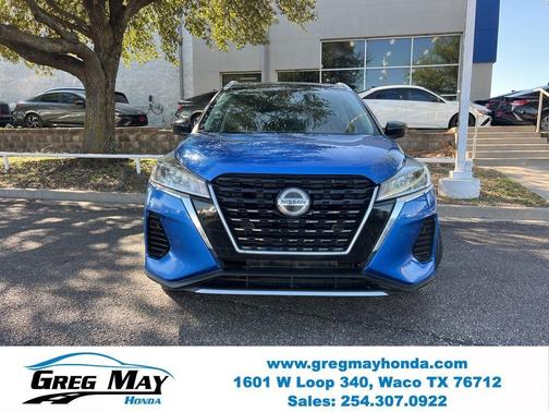 Blue 2021 Nissan Kicks SV