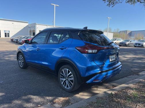 2021 Nissan Kicks SV