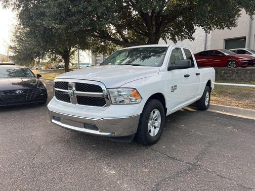 2024 RAM 1500 Classic SLT