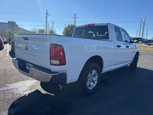 2024 RAM 1500 Classic SLT