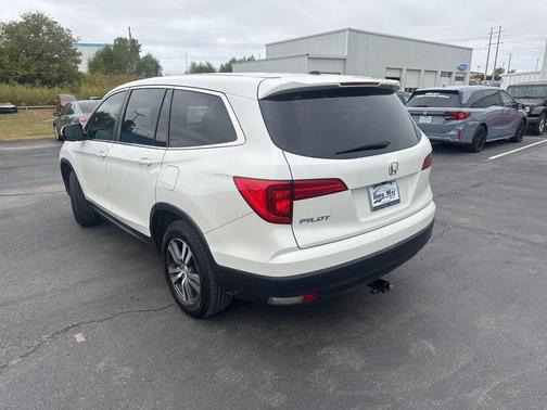 2017 Honda Pilot EX