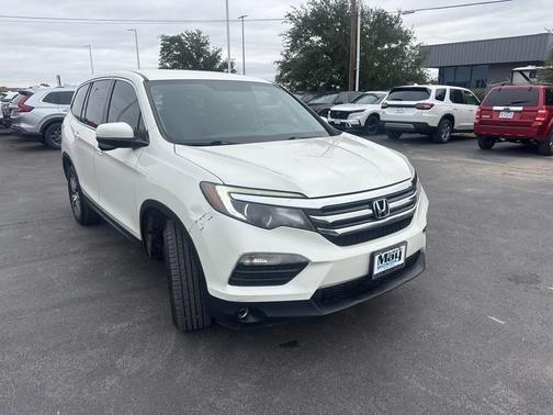 2017 Honda Pilot EX