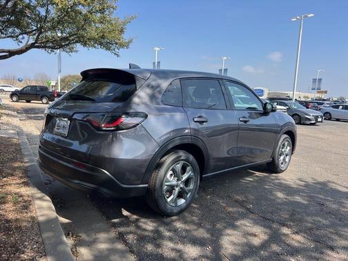 Modern Steel Metallic 2026 Honda HR-V LX