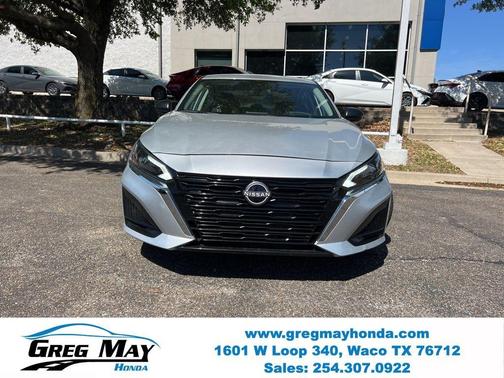 Brilliant Silver Metallic 2024 Nissan Altima 2.5 SV