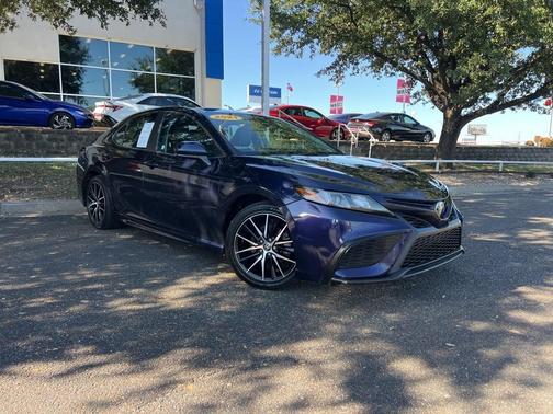 2021 Toyota Camry SE