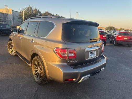2017 Nissan Armada Platinum