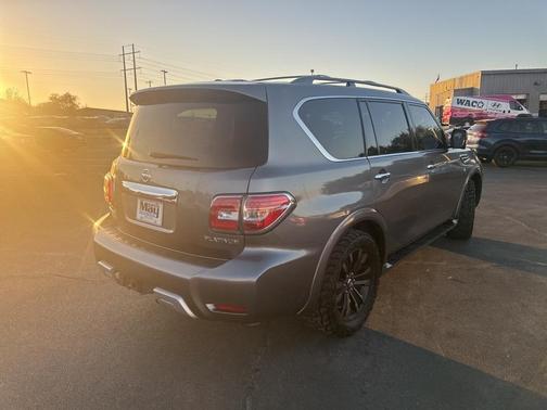 2017 Nissan Armada Platinum