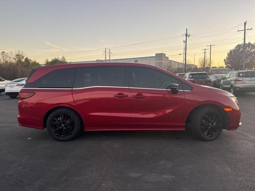 2024 Honda Odyssey Sport