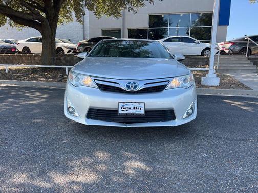 2013 Toyota Camry Hybrid XLE