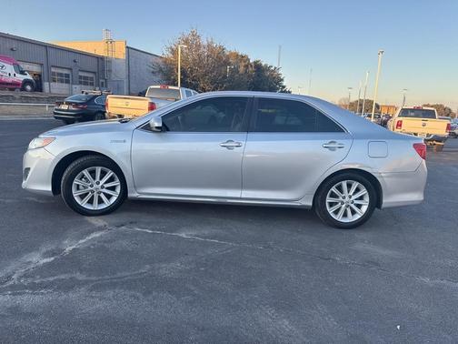 2013 Toyota Camry Hybrid XLE