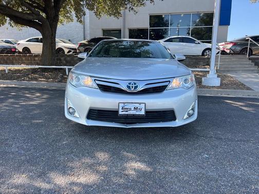 2013 Toyota Camry Hybrid XLE