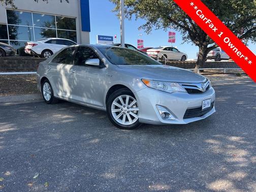 2013 Toyota Camry Hybrid XLE