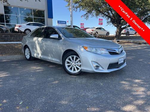 2013 Toyota Camry Hybrid XLE