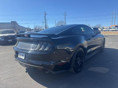2017 Ford Mustang GT Premium