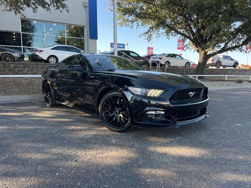 2017 Ford Mustang GT Premium
