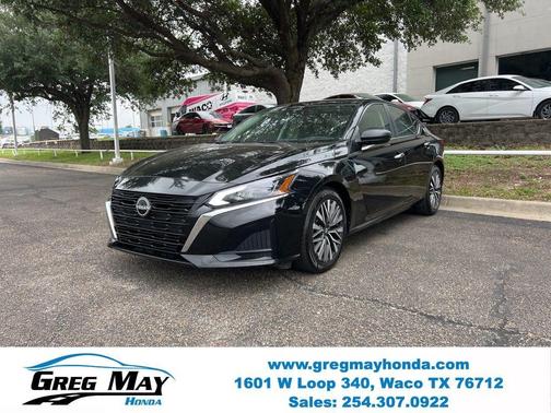 Super Black 2024 Nissan Altima 2.5 SV