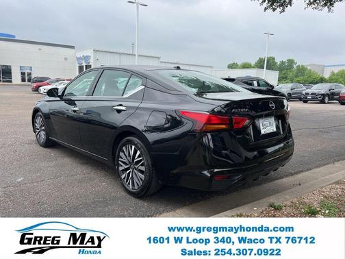 Super Black 2024 Nissan Altima 2.5 SV