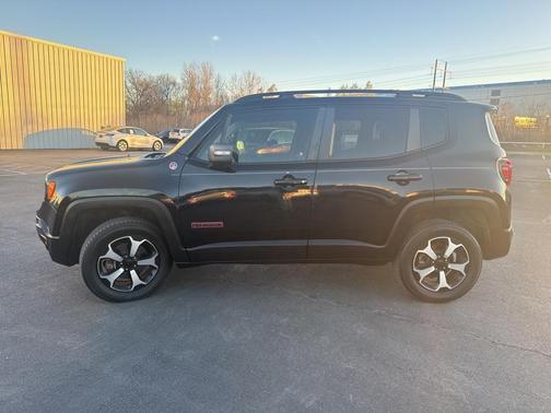 2019 Jeep Renegade Trailhawk