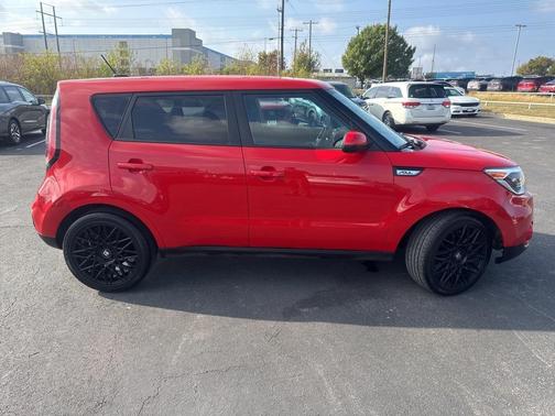 2019 Kia Soul +