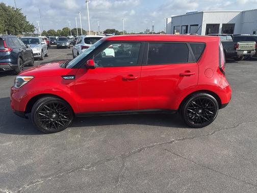 2019 Kia Soul +