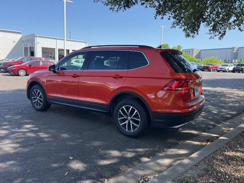 2019 Volkswagen Tiguan 2.0T SE