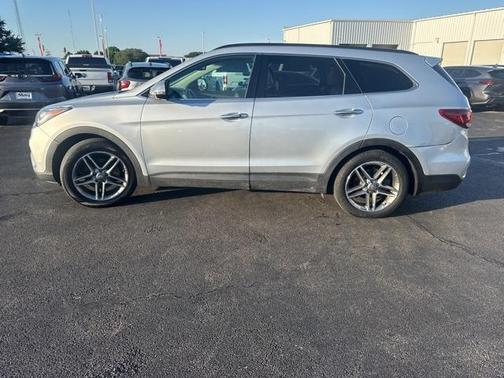 2017 Hyundai SANTA FE SE Ultimate