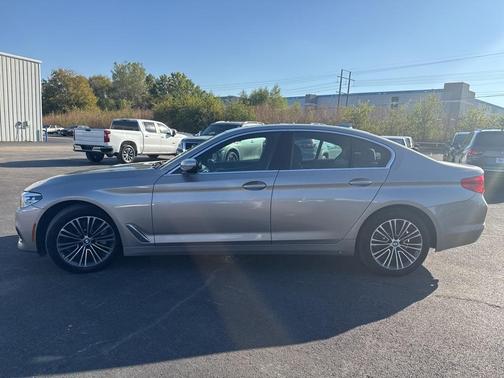 2019 BMW 530 i