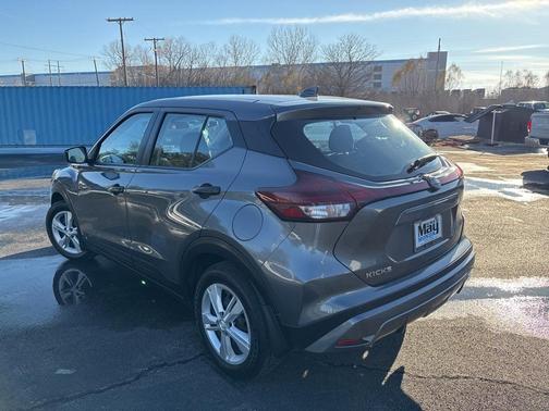 2025 Nissan Kicks Play S