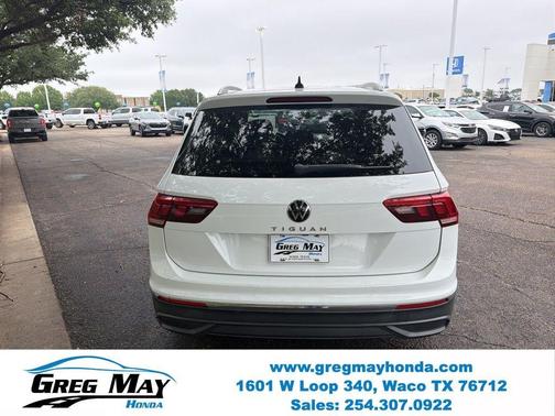 Pure White 2022 Volkswagen Tiguan 2.0T S