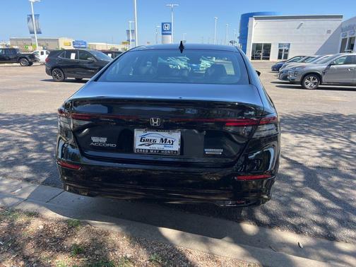 Crystal Black Pearl 2026 Honda Accord Hybrid Touring