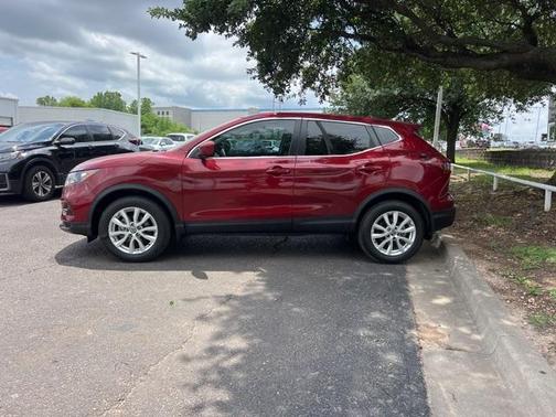2022 Nissan Rogue Sport S