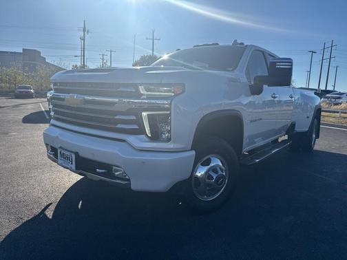 2023 Chevrolet Silverado 3500 High Country